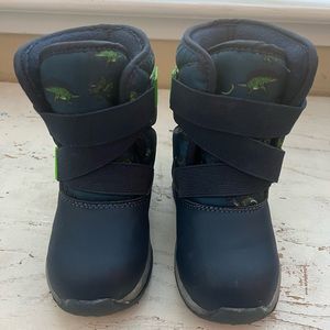 Carters snow boots for kids